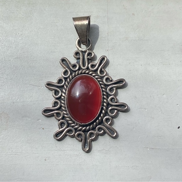 Sterling stone pendant - Picture 2 of 8